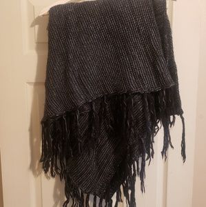 LuLaRoe Mimi Poncho Fringe